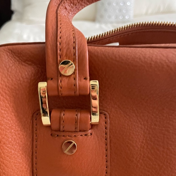 NWT RARE TORY BURCH ANNA SATCHEL IN TAN LEATHER $495 - Picture 7 of 12